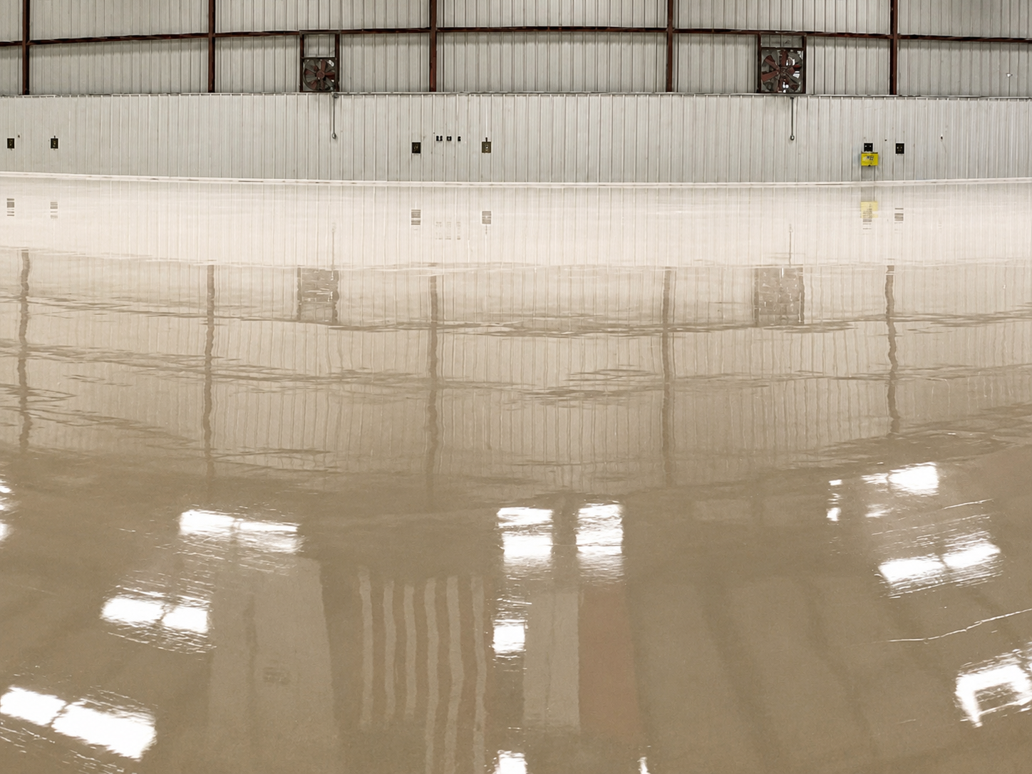 Airplane hangar epoxy floor, project 5